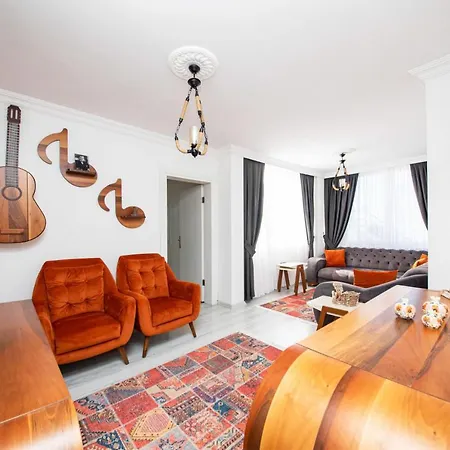 빌라 Chic House With Shared Pool Near Sea In Yalikavak
